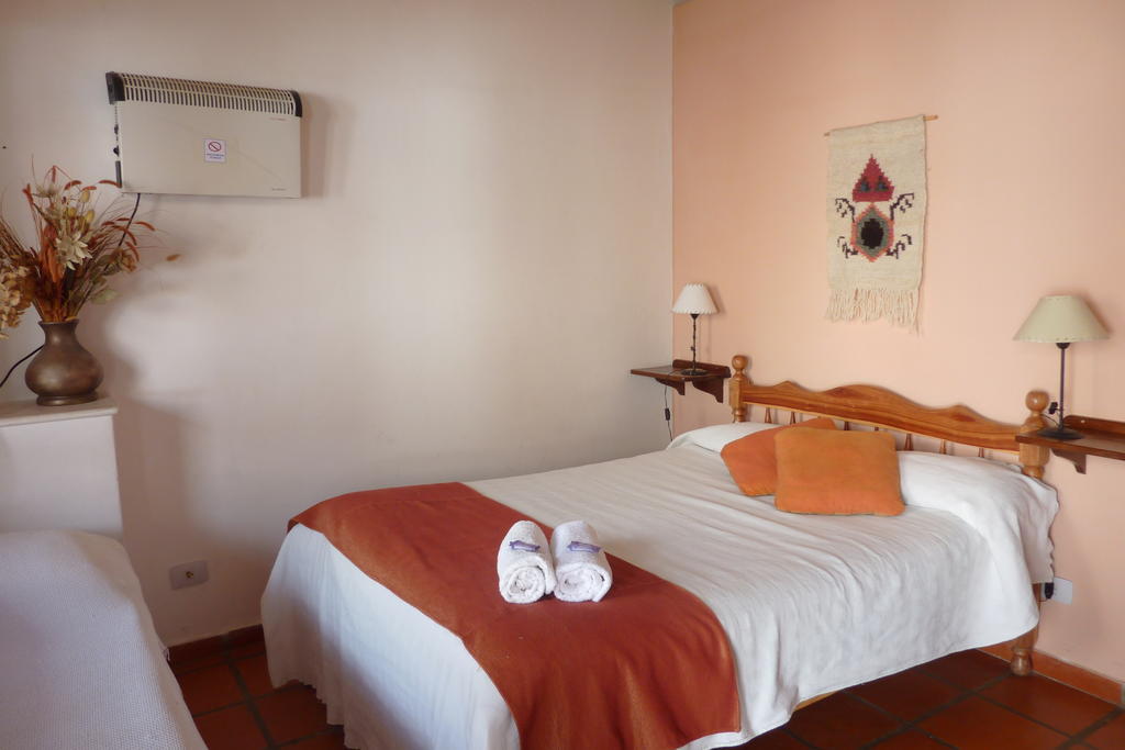 Lo De Penalba Bed and Breakfast Cafayate Habitación foto